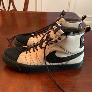 Nike SB Zoom Blazer Mid